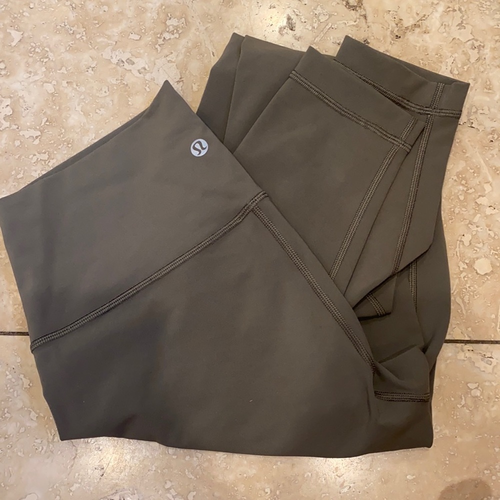 Lululemon Wunder Under Leggings